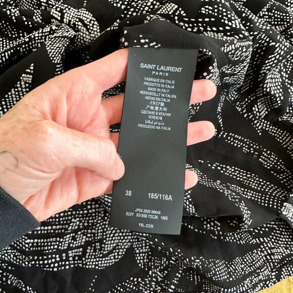 Saint Laurent Short Sleeve Leaf Printed Shirt in Noir Craie - Picture 3 of 6